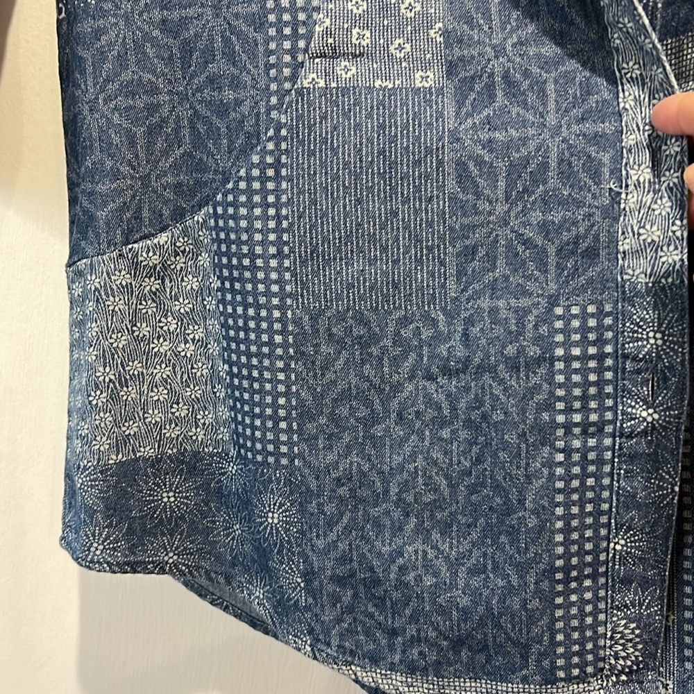 Joan Rivers Button Down Denim Patchwork Print Shi… - image 2